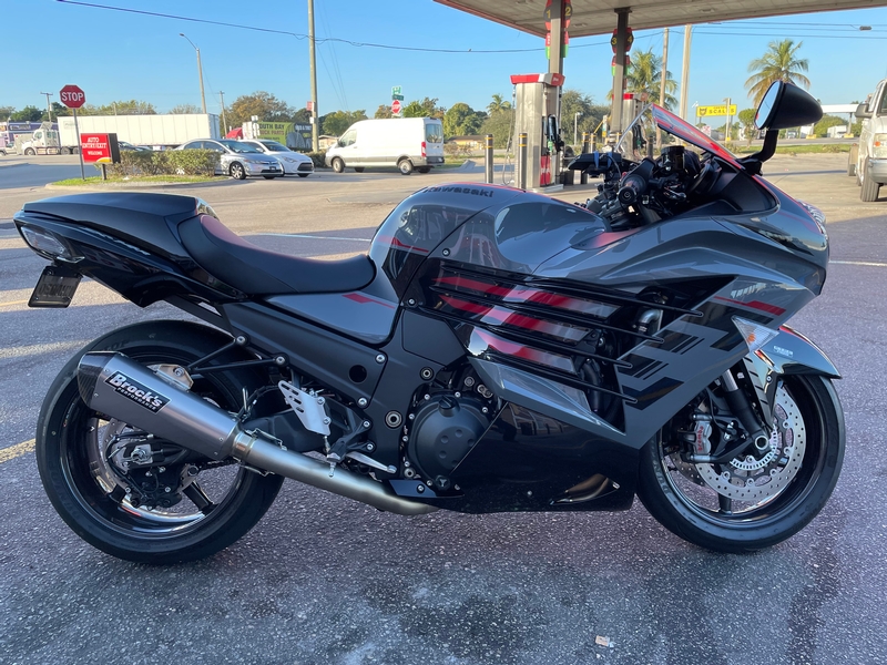 2021zx14r